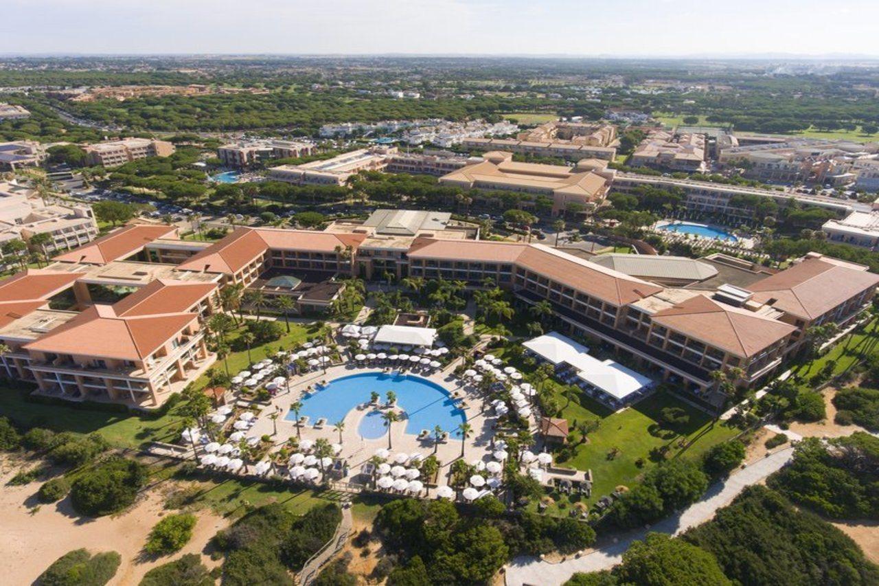Hipotels Barrosa Palace & Spa Chiclana de la Frontera Zewnętrze zdjęcie Aerial view of the resort