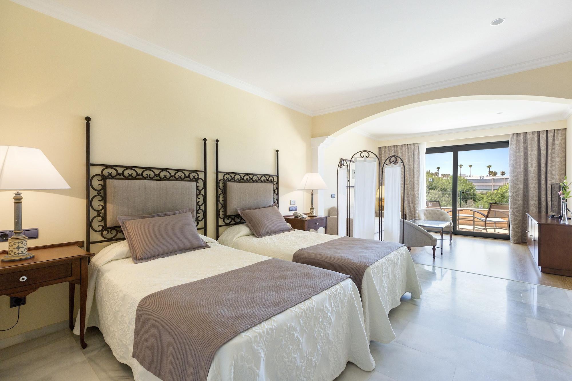 Hipotels Barrosa Palace & Spa Chiclana de la Frontera Zewnętrze zdjęcie A room at the hotel