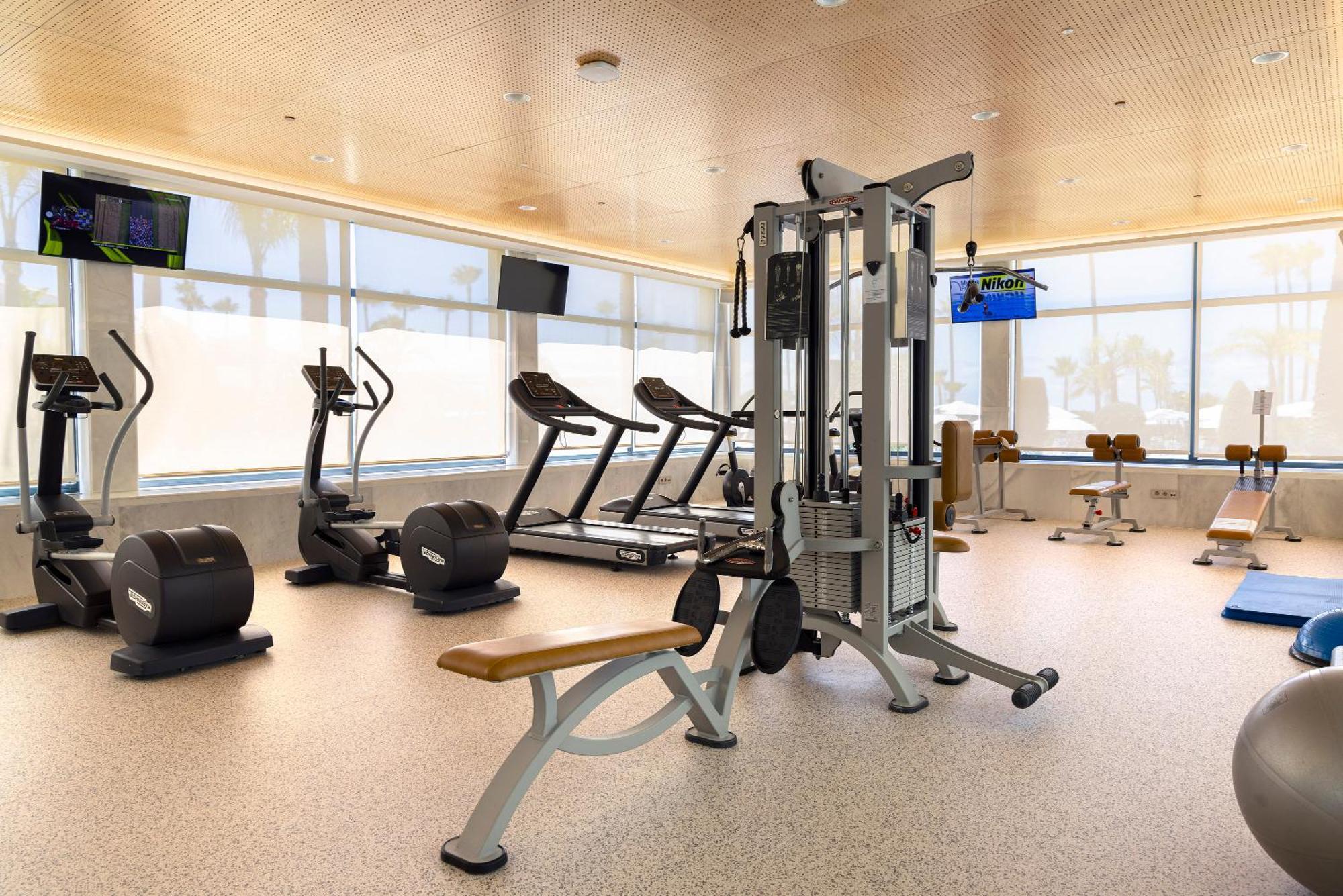 Hipotels Barrosa Palace & Spa Chiclana de la Frontera Zewnętrze zdjęcie A gym