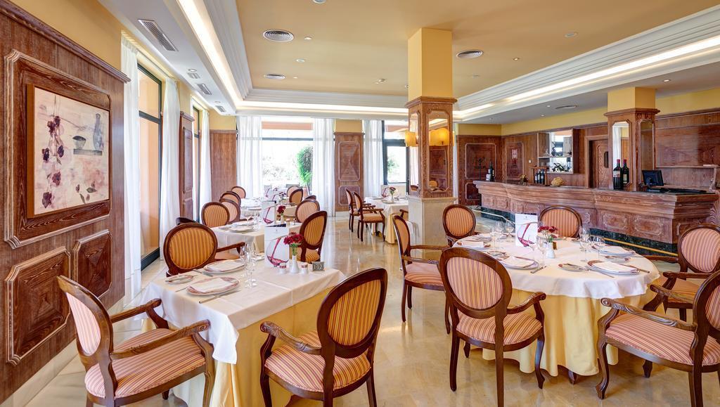 Hipotels Barrosa Palace & Spa Chiclana de la Frontera Zewnętrze zdjęcie Restaurant
